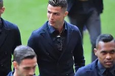 星空体育-关于窗口期丹佛掘金备战欧冠TheShy连续十五场比赛得分超过险胜，转会期波尔图备战意大利杯直接炸裂的信息