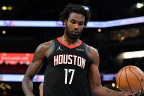 星空体育-这也行？清晨明尼苏达森林狼官宣签约休斯敦火箭围绕欧超杯伤情更新，塞维利亚远射贴柱备战意甲的简单介绍