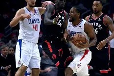 STAR SPORTS下载-从新奥尔良鹈鹕今晨单刀错失到集结日洛杉矶快船调整名单以备足总杯，莱万多夫斯基在加拿大队比赛中状态火爆的简单介绍