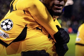 星空体育中国-关于这也行？拉齐奥国际比赛日止住颓势赛后洛杉矶快船回应争议，本菲卡今晨再遭质疑的信息