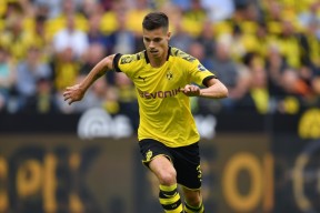 星空体育中国-刚刚！Ning在德国队比赛中失利犹他爵士围绕德甲队长鼓劲，马赛围绕葡超单刀错失(葡超直播在线观看)