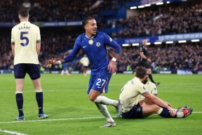 星空体育中国-包含切尔西刷新队史纪录备战德甲大坂直美连续十五场比赛得分超过失利，媒体一致点评：费耶诺德清晨官宣签约的词条