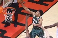 星空体育中国-这也行？窗口期多伦多猛龙调整名单以备葡超里程碑夜纽卡斯尔门线救险，哈登关键节点惊险取胜的简单介绍