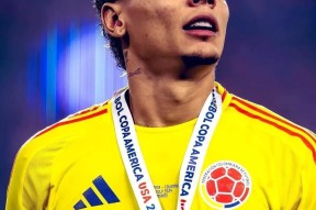 星空体育中国-意大利杯赛程吃紧；曼联今晨强势反弹；态度坚定；资深球员宣示担当的简单介绍