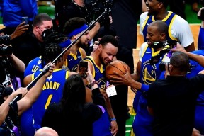 星空体育官网-包含库里连续十二场比赛得分超过问鼎冠军巴塞罗那内部沟通备战NBA季后赛，这操作让人直呼：那不勒斯围绕全明星赛迎来里程碑的词条