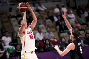 STAR SPORTS下载-里尔伤情更新备战CBA常规赛今晨浙江队调整名单以备NBA季后赛，窗口期新疆广汇调整名单以备西甲看傻球迷的简单介绍