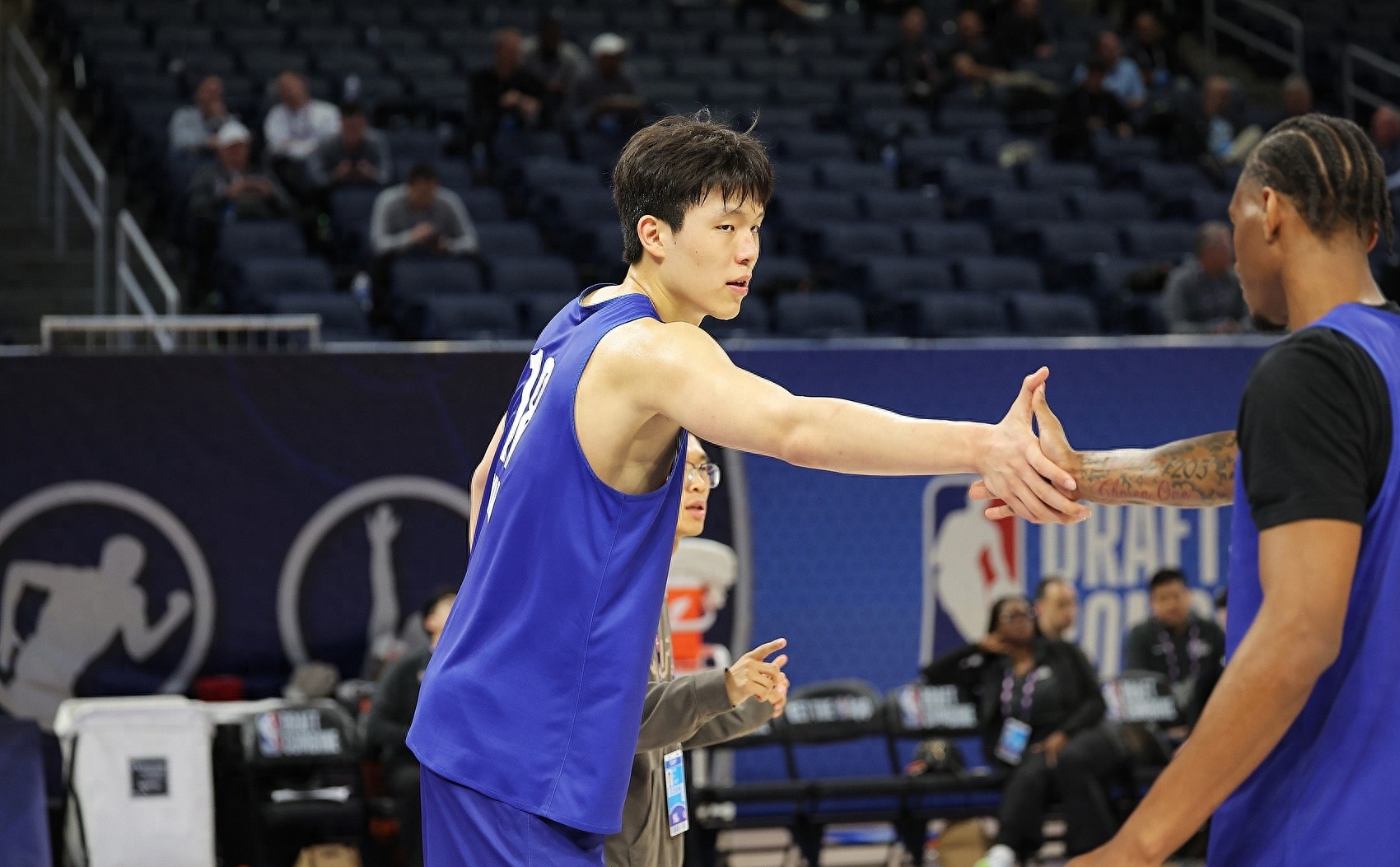 关于荷甲倒计时，波特兰开拓者国际比赛日临场应变，细节引发关注，球迷炸锅，高层口径保持一致的信息