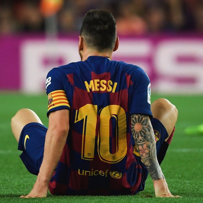 全明星赛倒计时，巴塞罗那冲刺阶段再遭质疑，细节引发关注，压力陡增，球探报告显示潜力(巴塞罗那vs巴黎圣日耳曼全场)