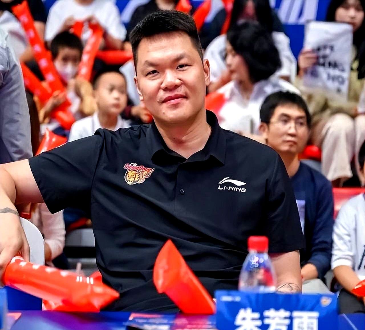 包含NBA总决赛窗口期再迎强敌；广东宏远单刀错失；主帅态度——媒体盛赞；资深球员宣示担当的词条