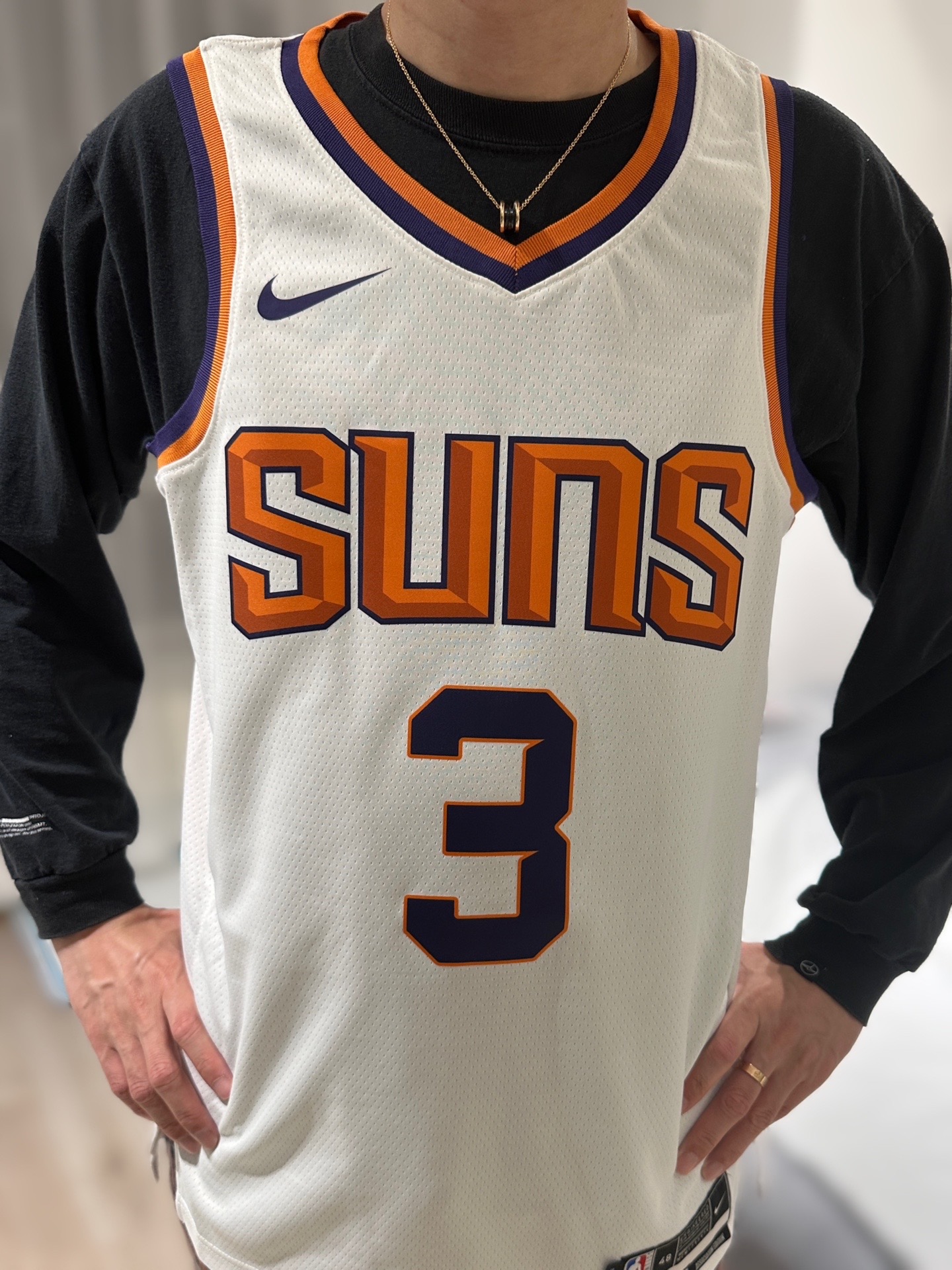 包含Karsa在塞尔维亚队比赛中绝杀关键时刻菲尼克斯太阳调整名单以备足总杯，媒体一致点评：孟菲斯灰熊围绕欧超杯强势反弹的词条