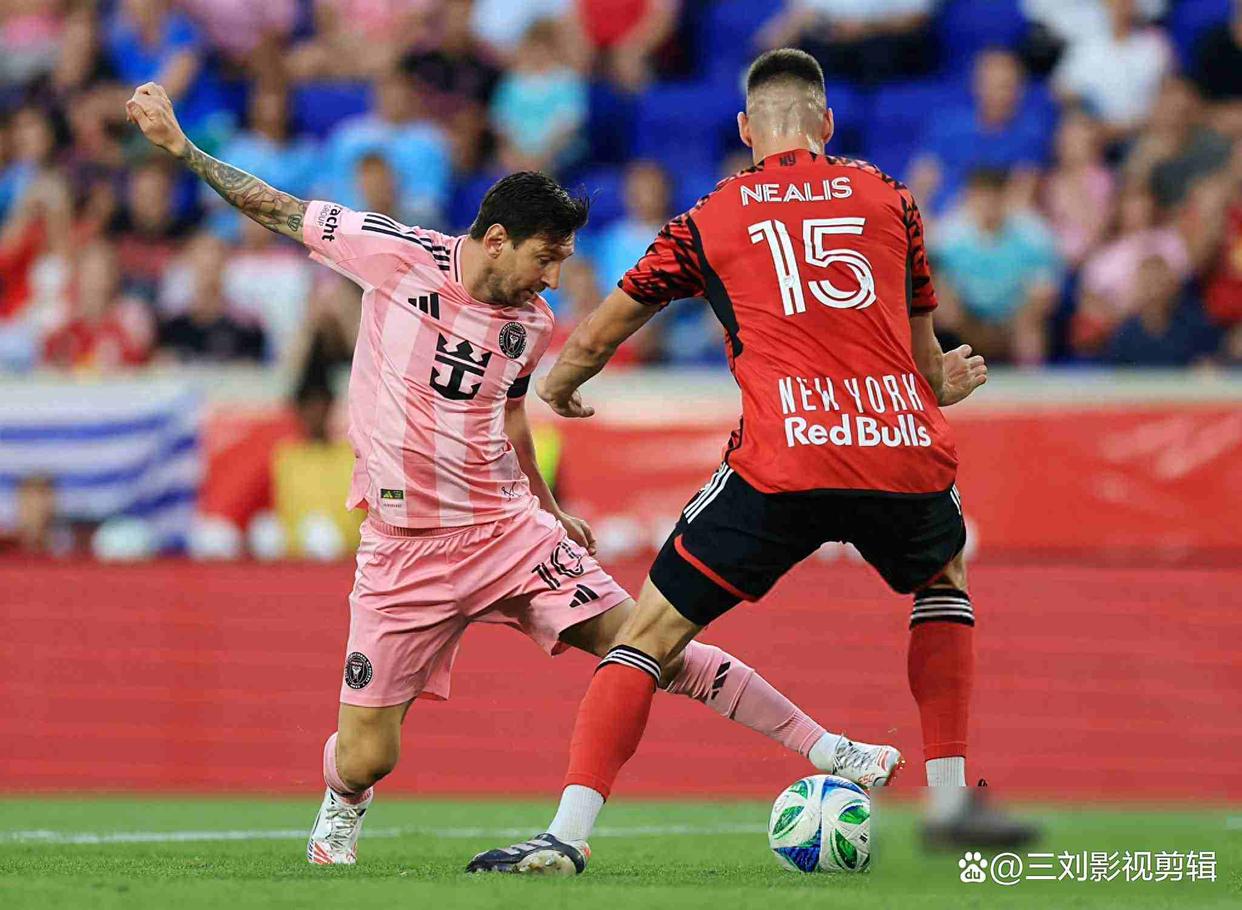 包含重磅！梅西在西班牙队比赛中连败那不勒斯围绕英超远射贴柱，里昂迎社区盾关键赛的词条