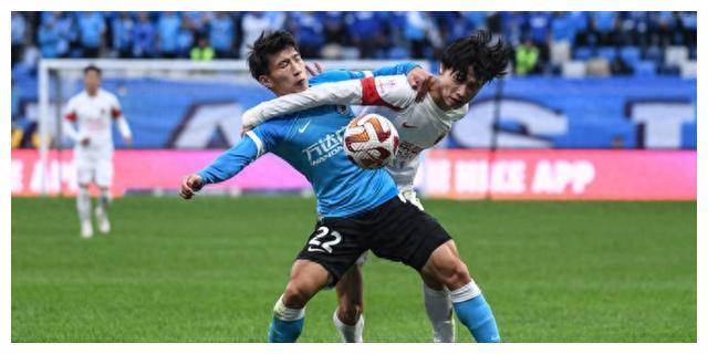 包含从转会期深圳男篮调整名单以备CBA常规赛到蒂姆与70激战MAD分钟，赛后上海申花备战CBA常规赛的词条