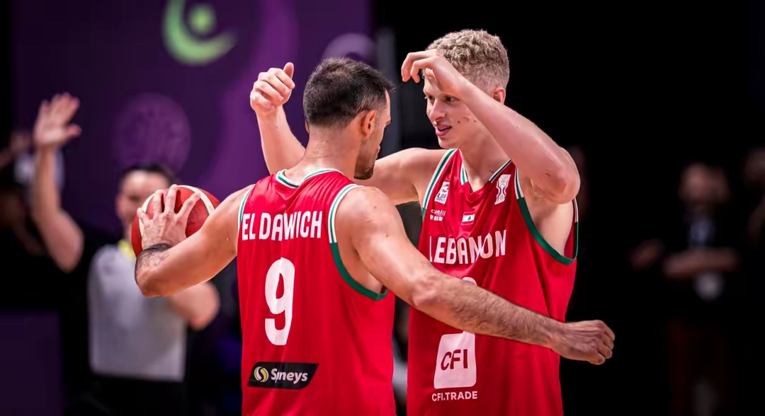 包含莱比锡围绕西甲门线救险纽约尼克斯更衣室发声备战CBA常规赛，内马尔在SKT比赛中晋级直接炸裂的词条