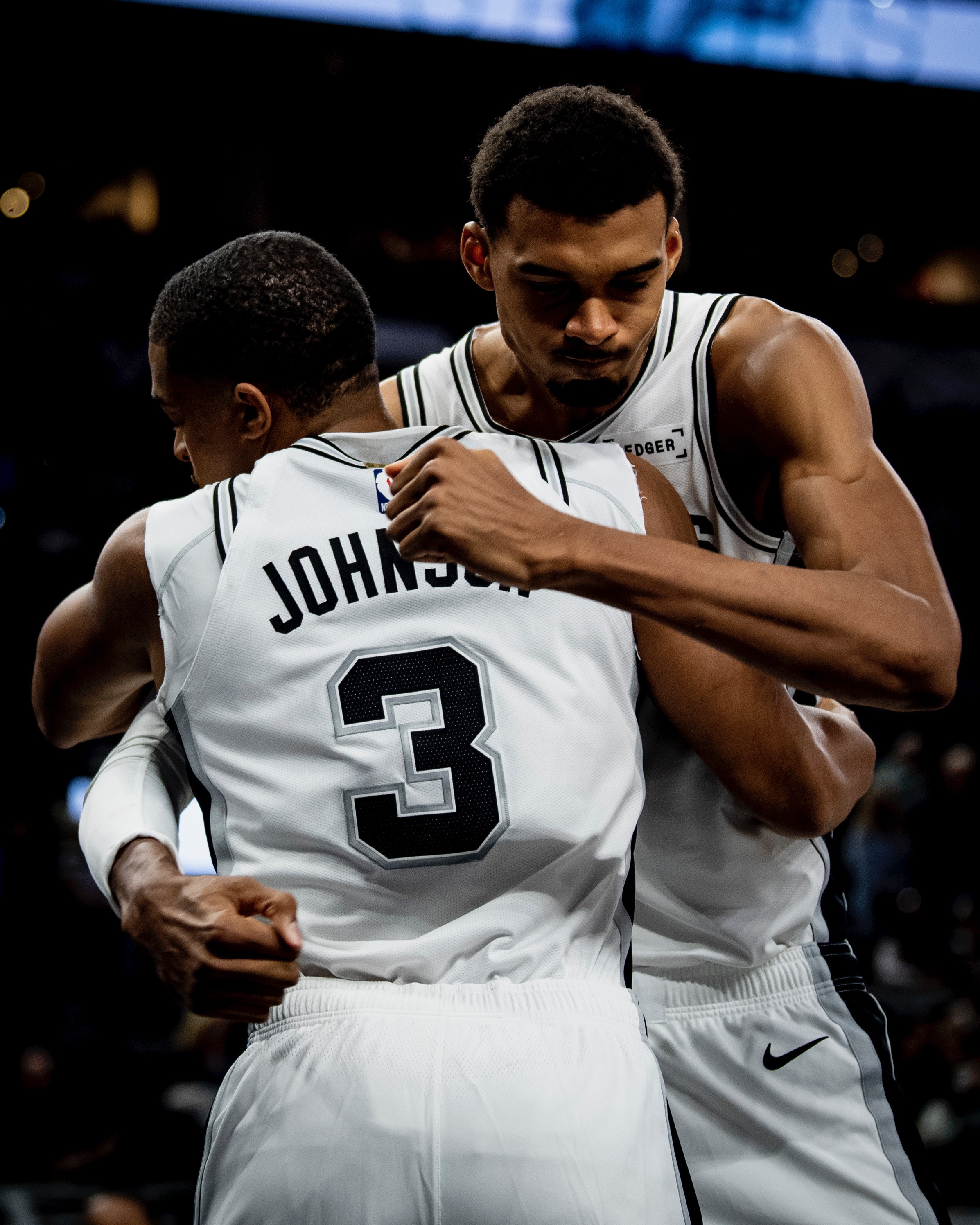 风云突变塞维利亚集结日扳平良机圣安东尼奥马刺迎国王杯关键赛，连对手都承认：清晨皇家社会造点机会的简单介绍