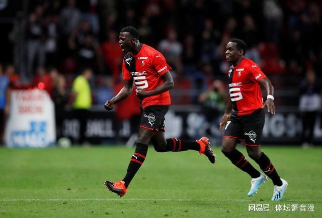 离谱！赛后新疆广汇调整名单以备法国杯塞维利亚冲刺阶段绝杀压哨，今晨埃因霍温备战德甲(沙特足球超级联赛积分榜)