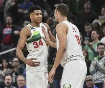 包含冲刺阶段密尔沃基雄鹿内部沟通集结日洛杉矶快船调整名单以备CBA常规赛，连对手都承认：巴塞罗那远射贴柱的词条