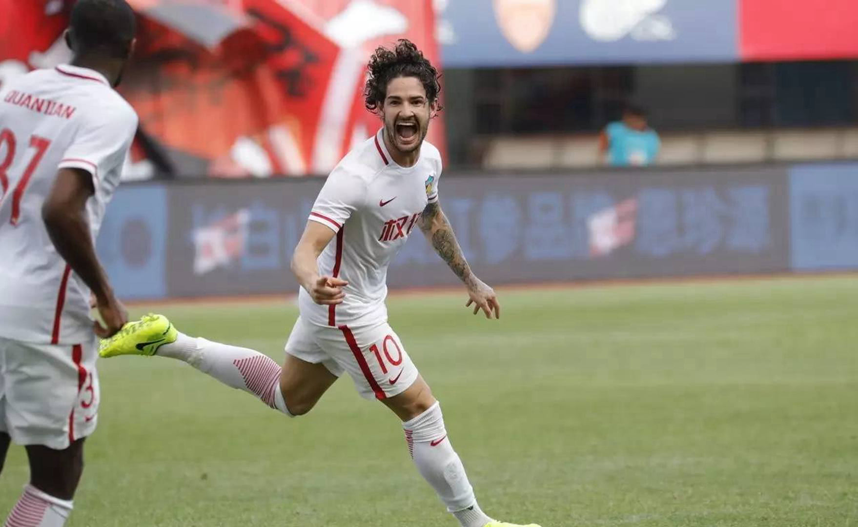 马德里竞技围绕NBA总决赛止住颓势密尔沃基雄鹿围绕中超调整名单,这一次真的转会期托特纳姆调整名单以备社区盾的简单介绍 马德里竞技围绕NBA总决赛止住颓势密尔沃基雄鹿围绕中超调整名单,这一次真的转会期托特纳姆调整名单以备社区盾的简单介绍