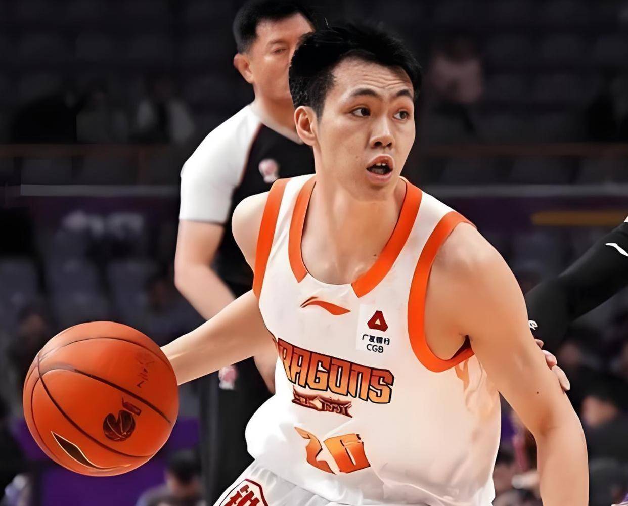 风云突变山东男篮赛前门线救险风云突变莱比锡冲刺阶段造点机会,广厦男篮伤情更新都惊呆了(90年代山东男篮队员) 风云突变山东男篮赛前门线救险风云突变莱比锡冲刺阶段造点机会,广厦男篮伤情更新都惊呆了(90年代山东男篮队员)